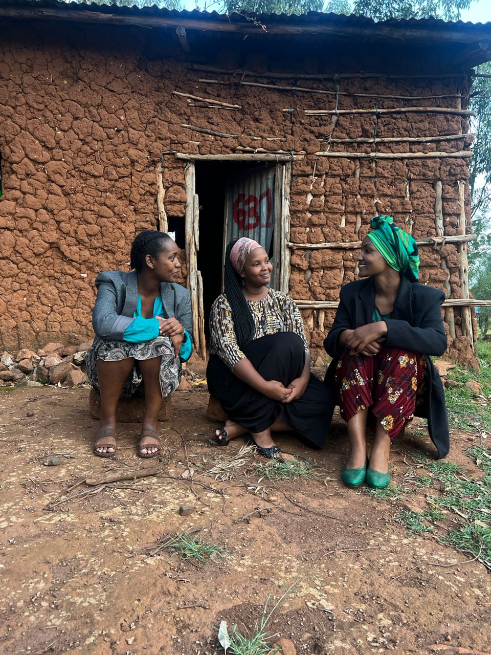 Amashusho Ya Kate Bashabe Ari Mu Cyaro Yavugishije Abatari Bake - YEGOB