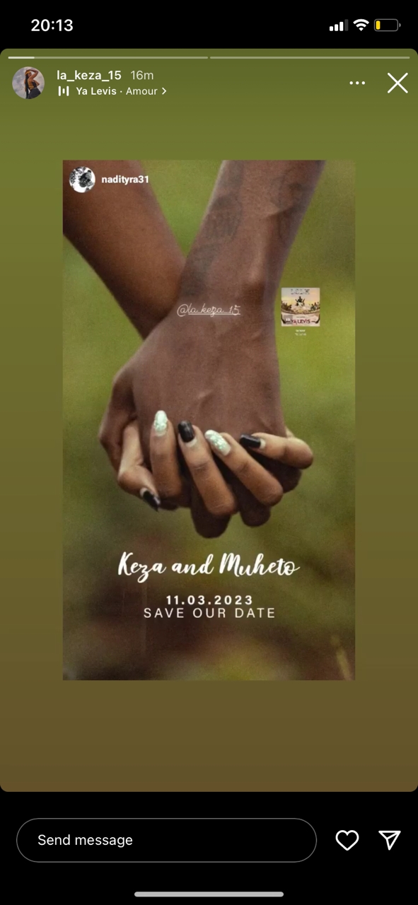 Keza yishimiwe n'inshuti ze