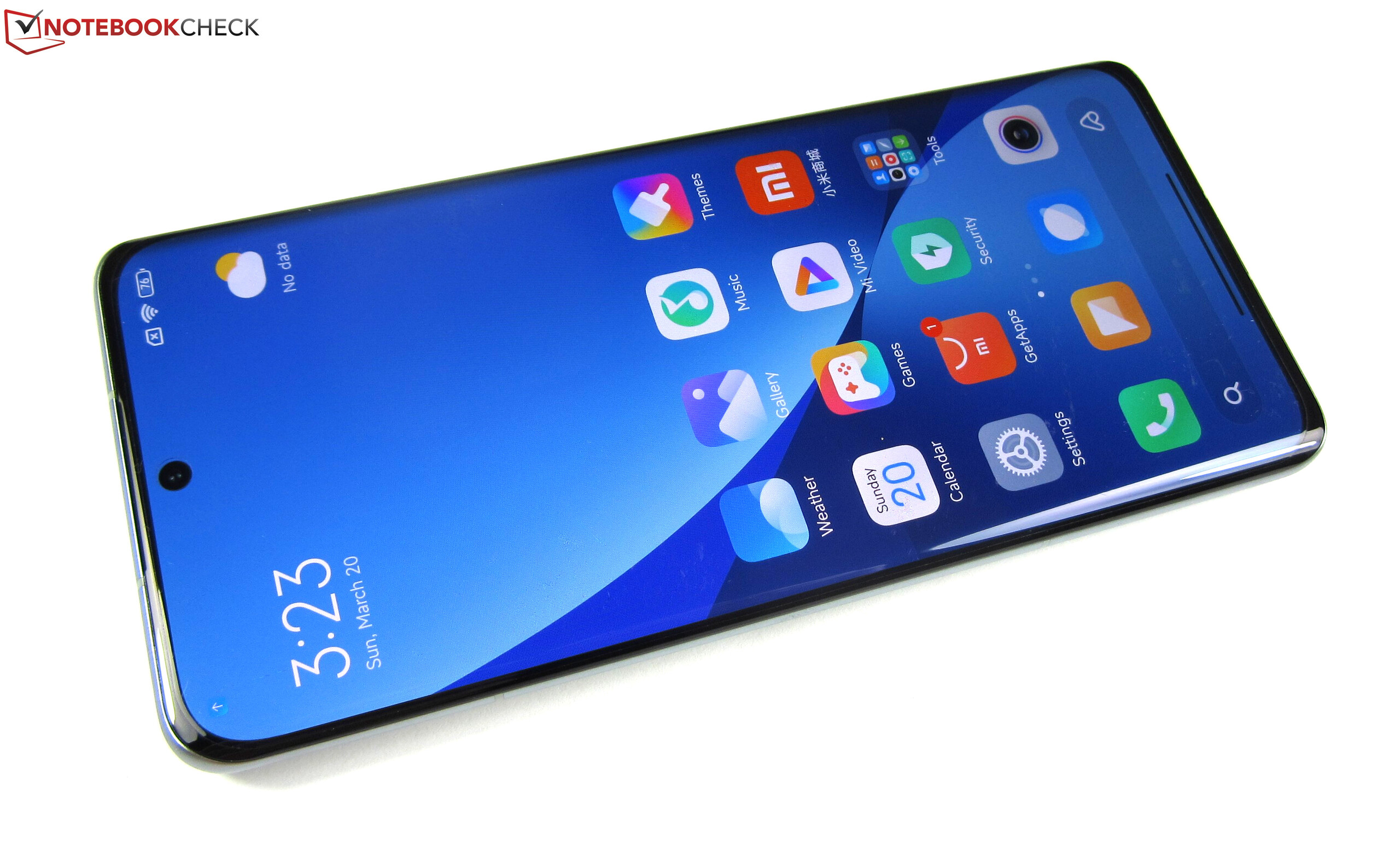 Buri muturage muri Tanzania ashobora gufatwa smartphone akazishyura mu byiciro