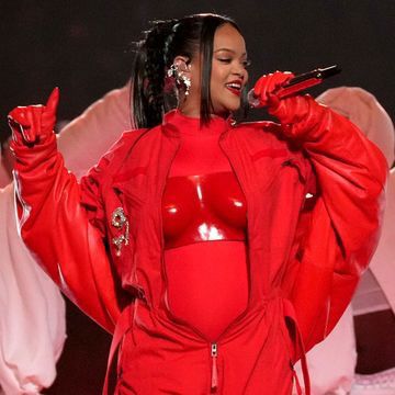 Rihanna atwite undi mwana nyuma y'amezi icyenda gusa yibarutse imfura