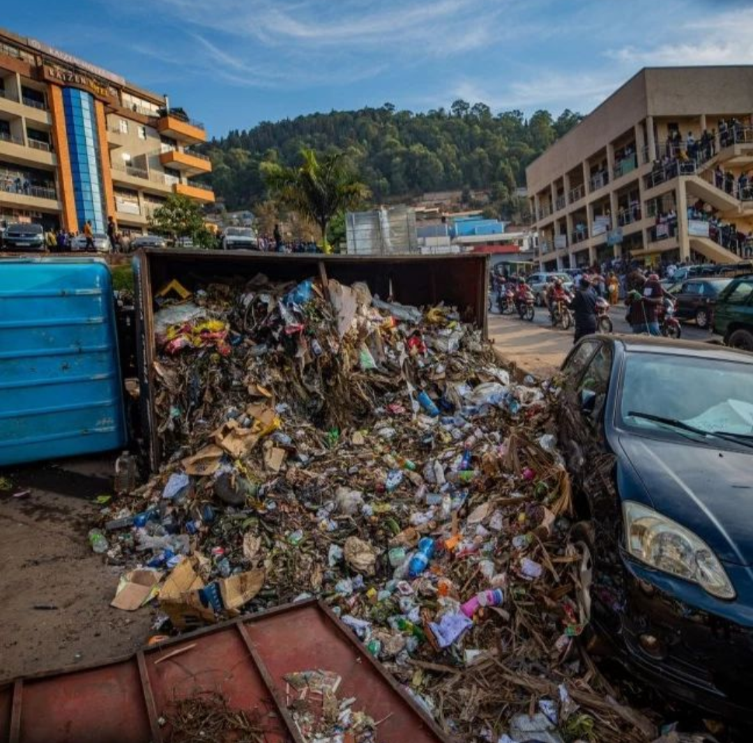 Kigali -Nyabugogo Habereye Impanuka Iteye Ubwoba Aho Imodoka Nini ...