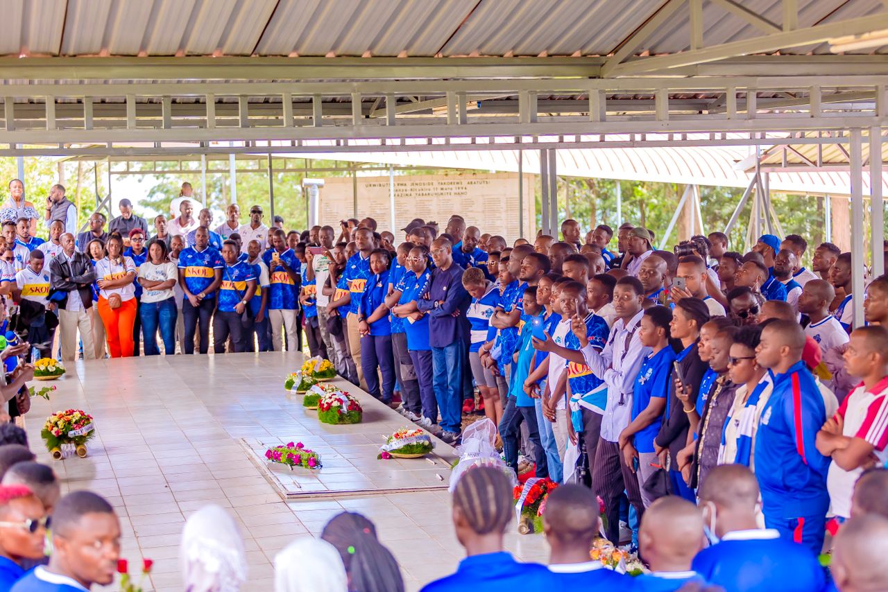 Umuryango Mugari Wa Rayon Sports Wakoze Urugendo Rwo Kwibuka Ku Nshuro ...