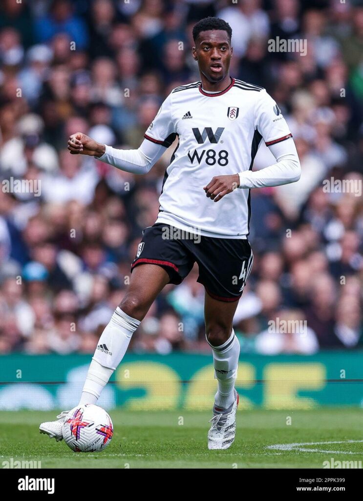 Tosin Adarabioyo ukinira Fulham ukomoka mu Bwongereza